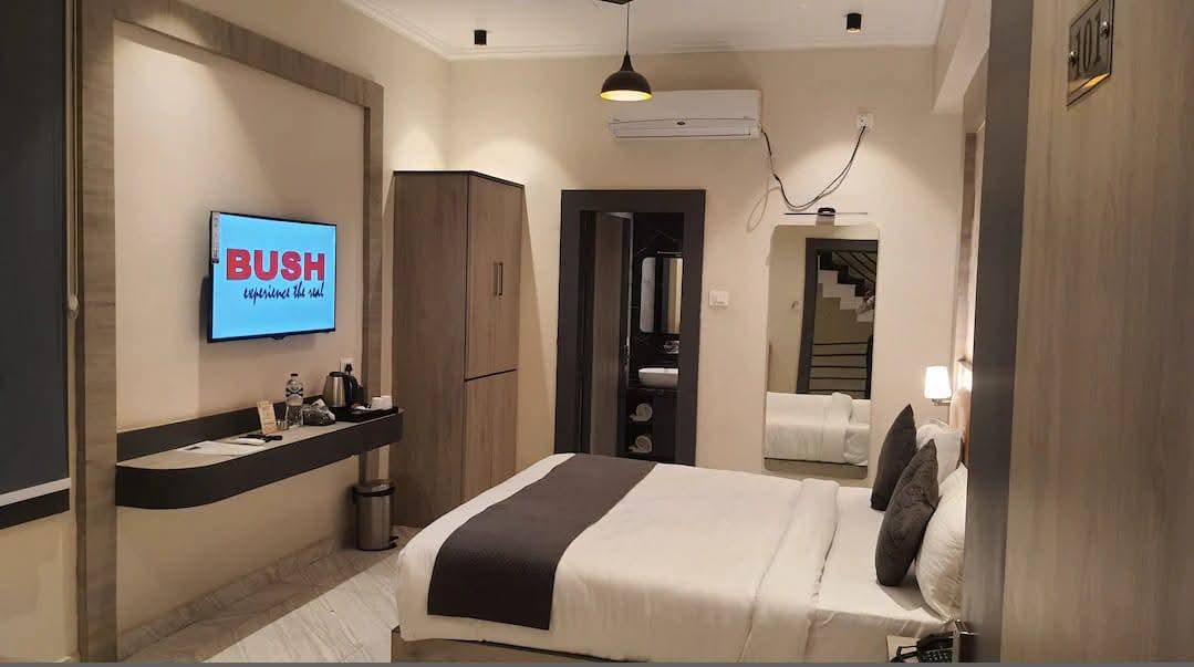 3star Hotel For Lease in Vrindavan view 5