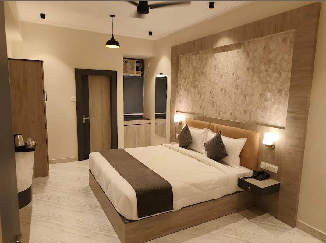 3star Hotel For Lease in Vrindavan view 8